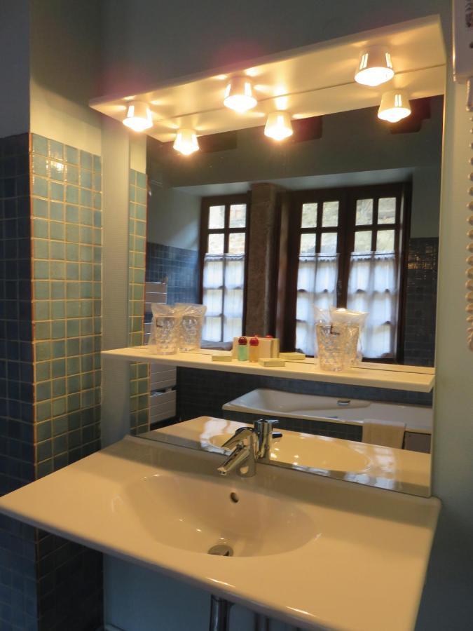 Hostellerie Du Vieux Pérouges Εξωτερικό φωτογραφία