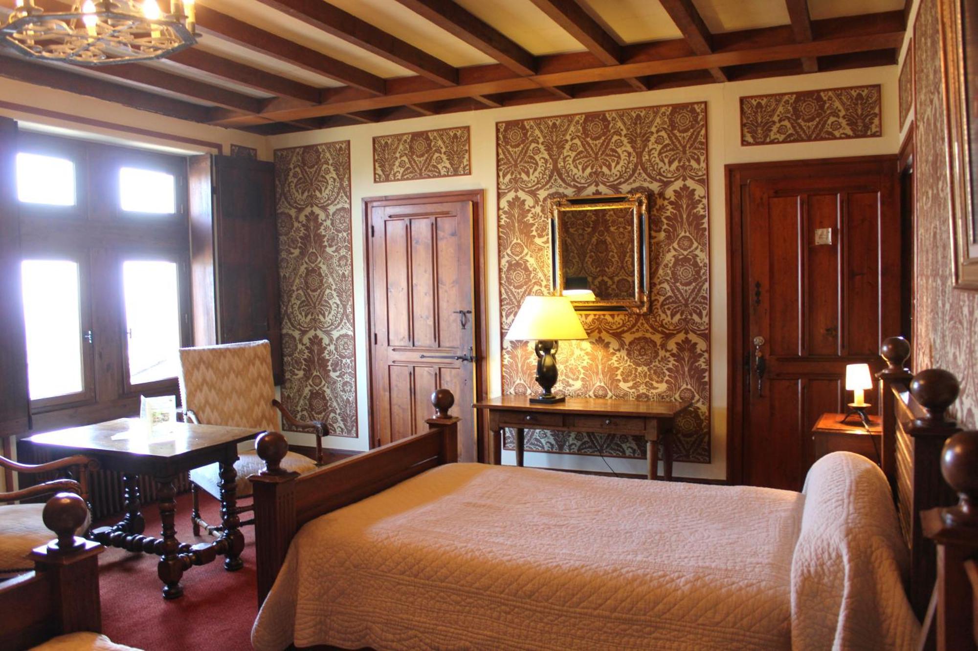 Hostellerie Du Vieux Pérouges Εξωτερικό φωτογραφία