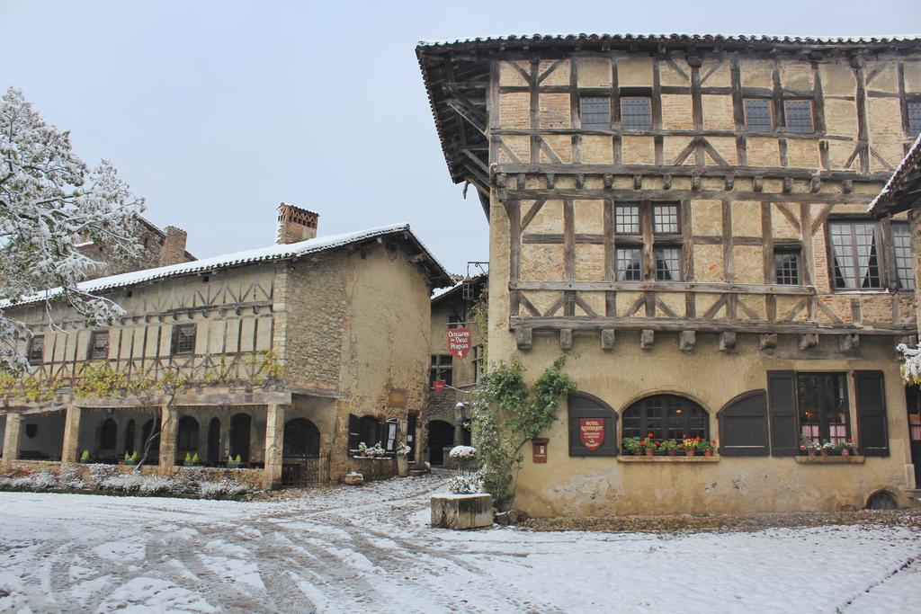 Hostellerie Du Vieux Pérouges Εξωτερικό φωτογραφία