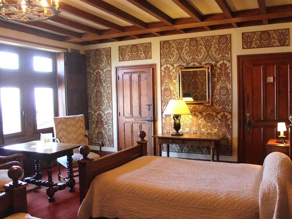 Hostellerie Du Vieux Pérouges Εξωτερικό φωτογραφία
