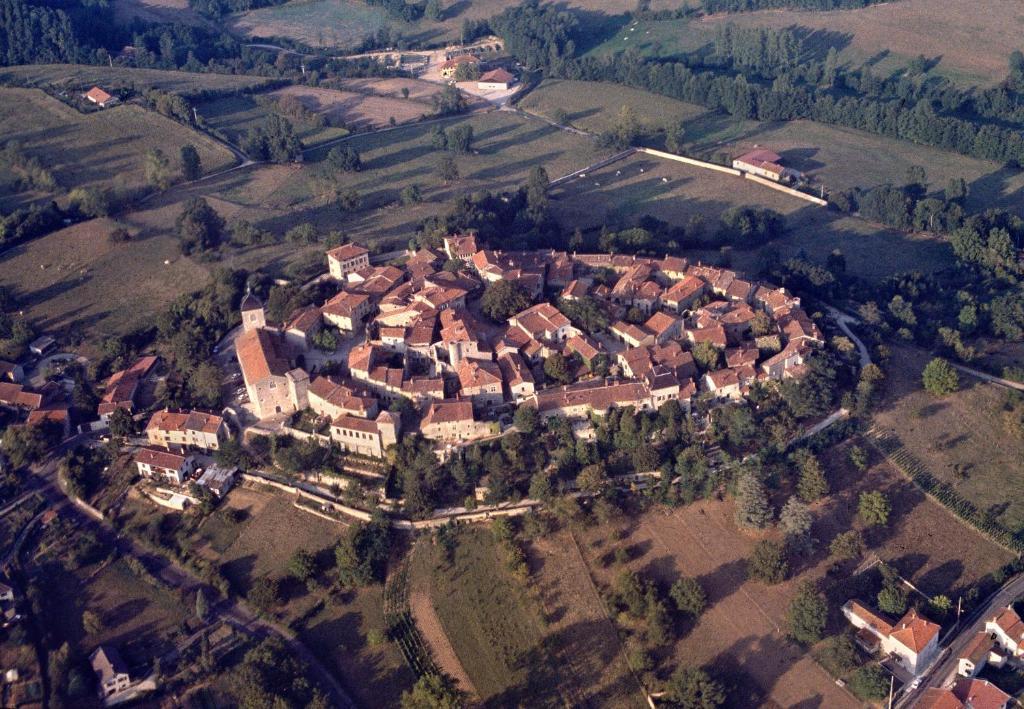 Hostellerie Du Vieux Pérouges Εξωτερικό φωτογραφία